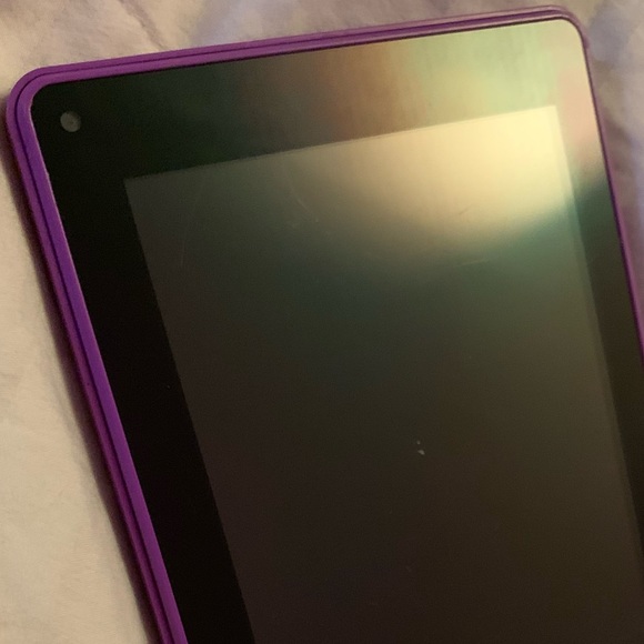 RCA Voyager 8GB 7in QuadCore Purple Android Tablet - Picture 7 of 9